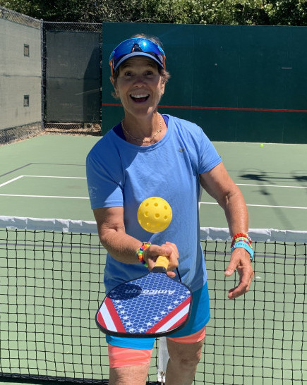 What is the Best Beginner Pickleball Paddle?