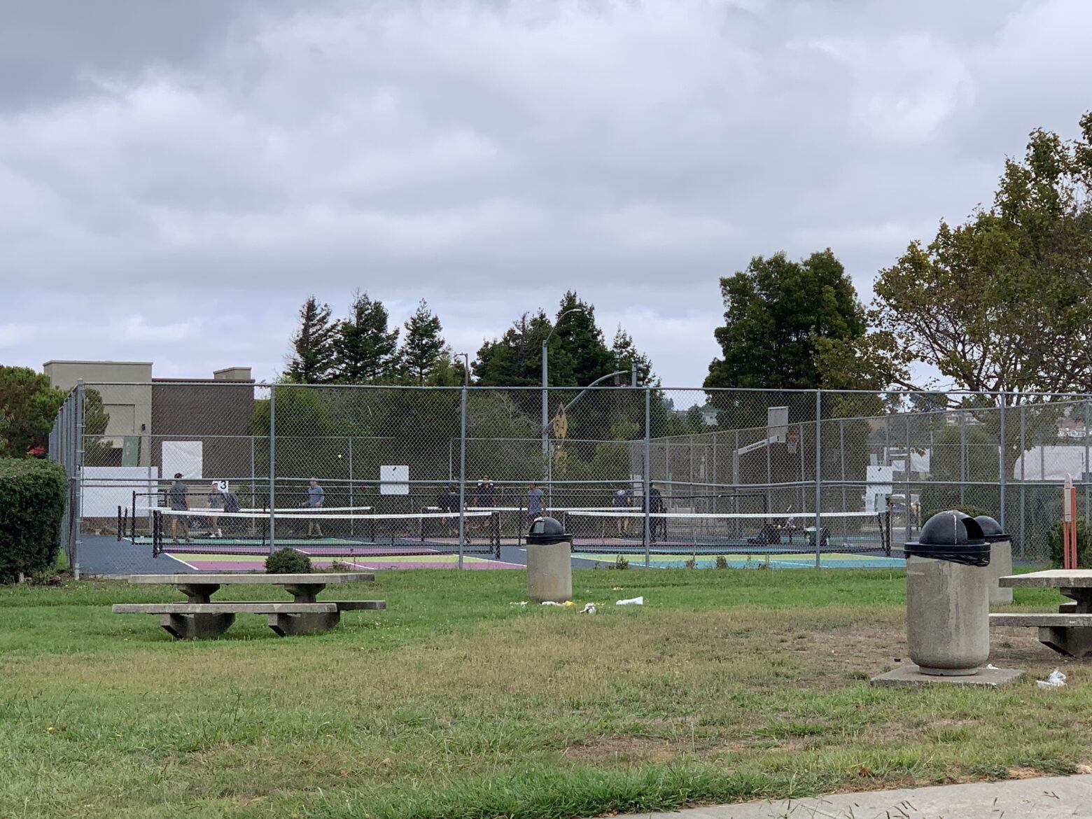 Marin City Rec Golden Gate Village Pickleball Courts